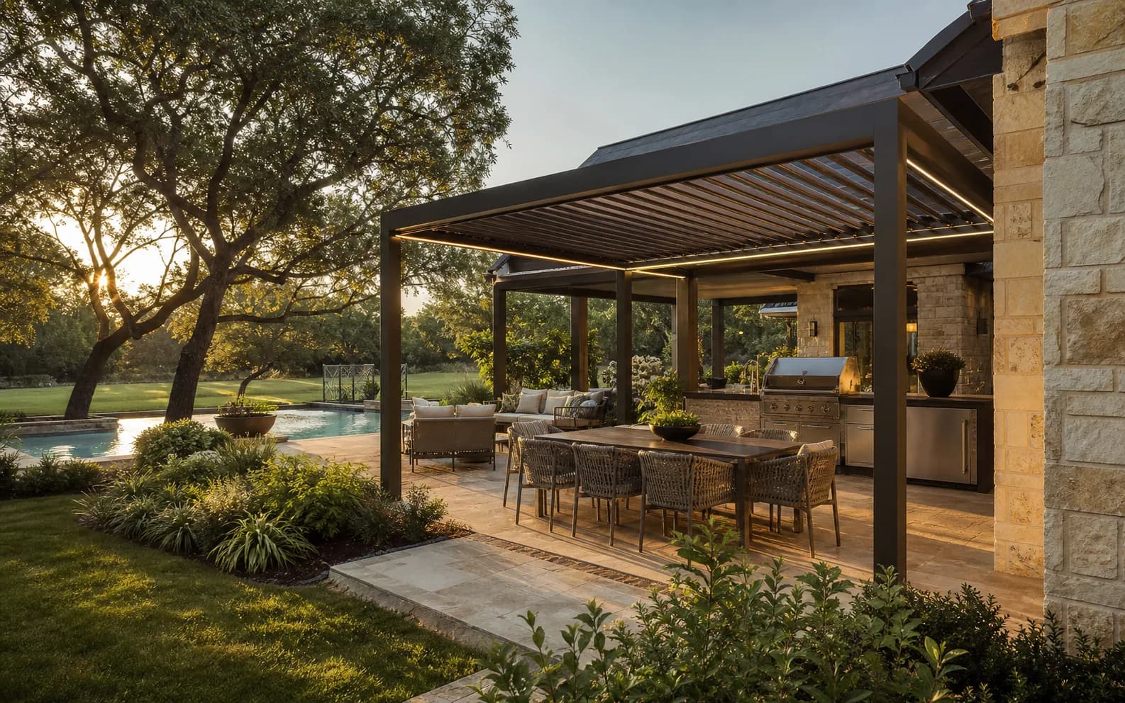Reunion smart pergola environment